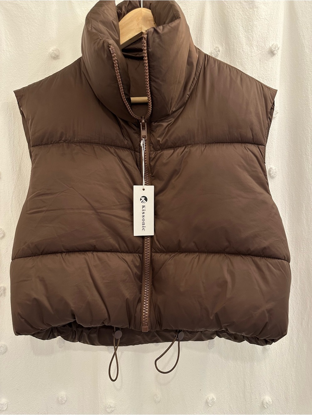 NWT Women’s Brown Puffer Vest Crop Style sz Small